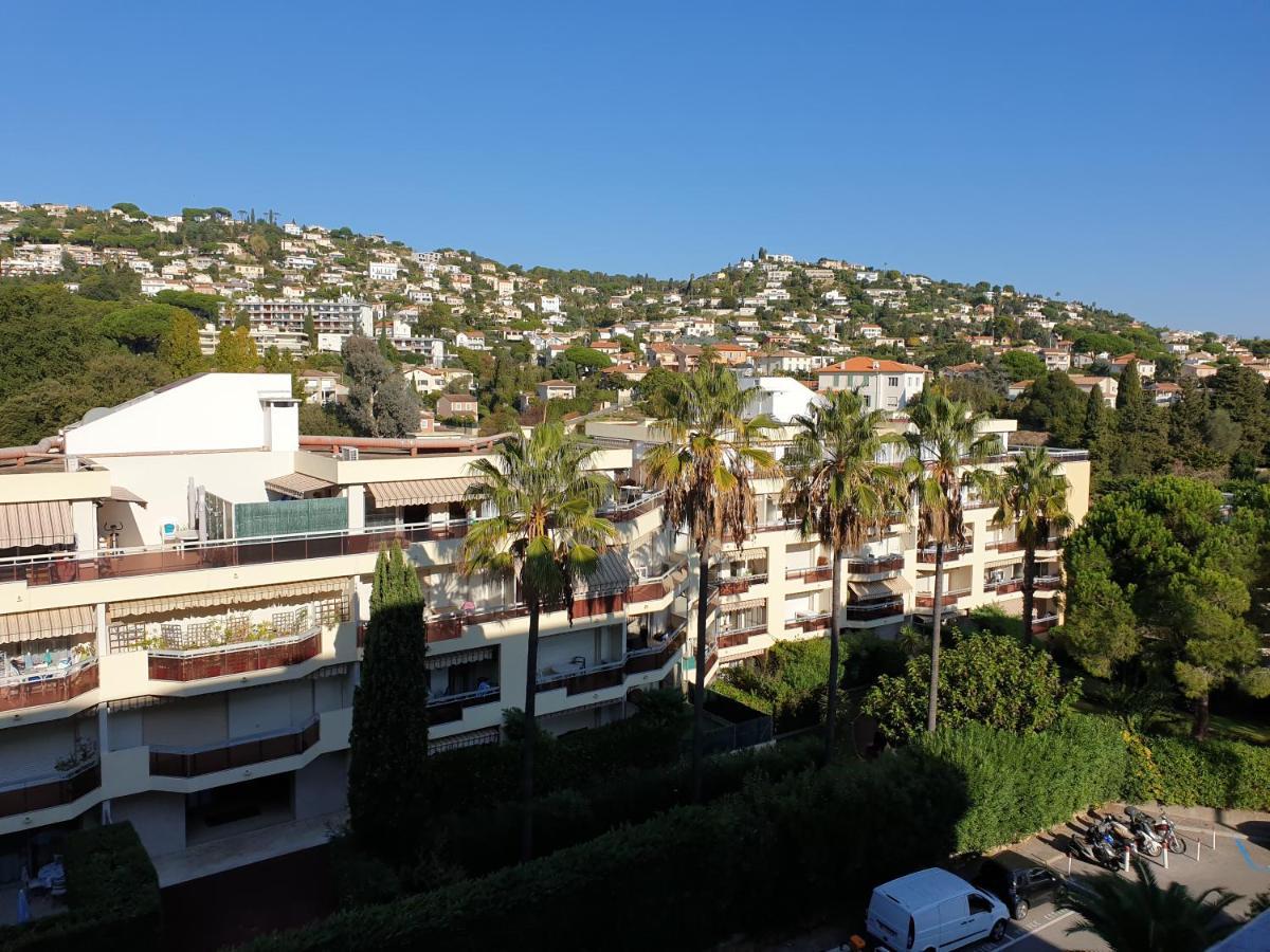 Appart l'Estivaliere Golfe-Juan Extérieur photo